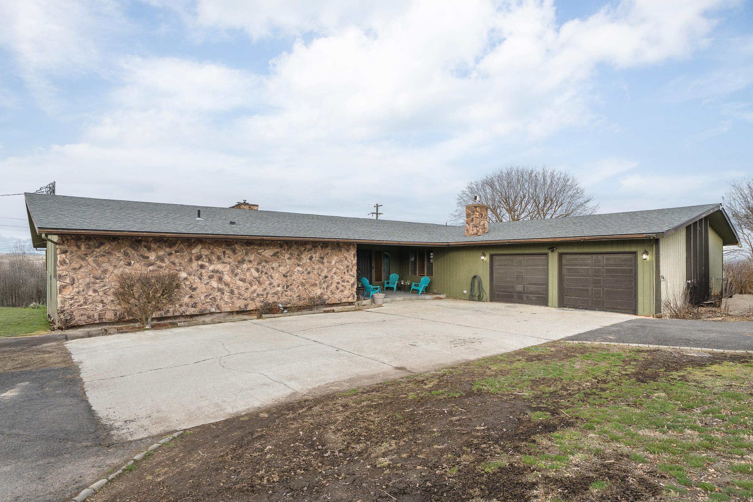 313 Southeast Trinity Avenue Wilbur, WA 99185 - Photo 2 of 48