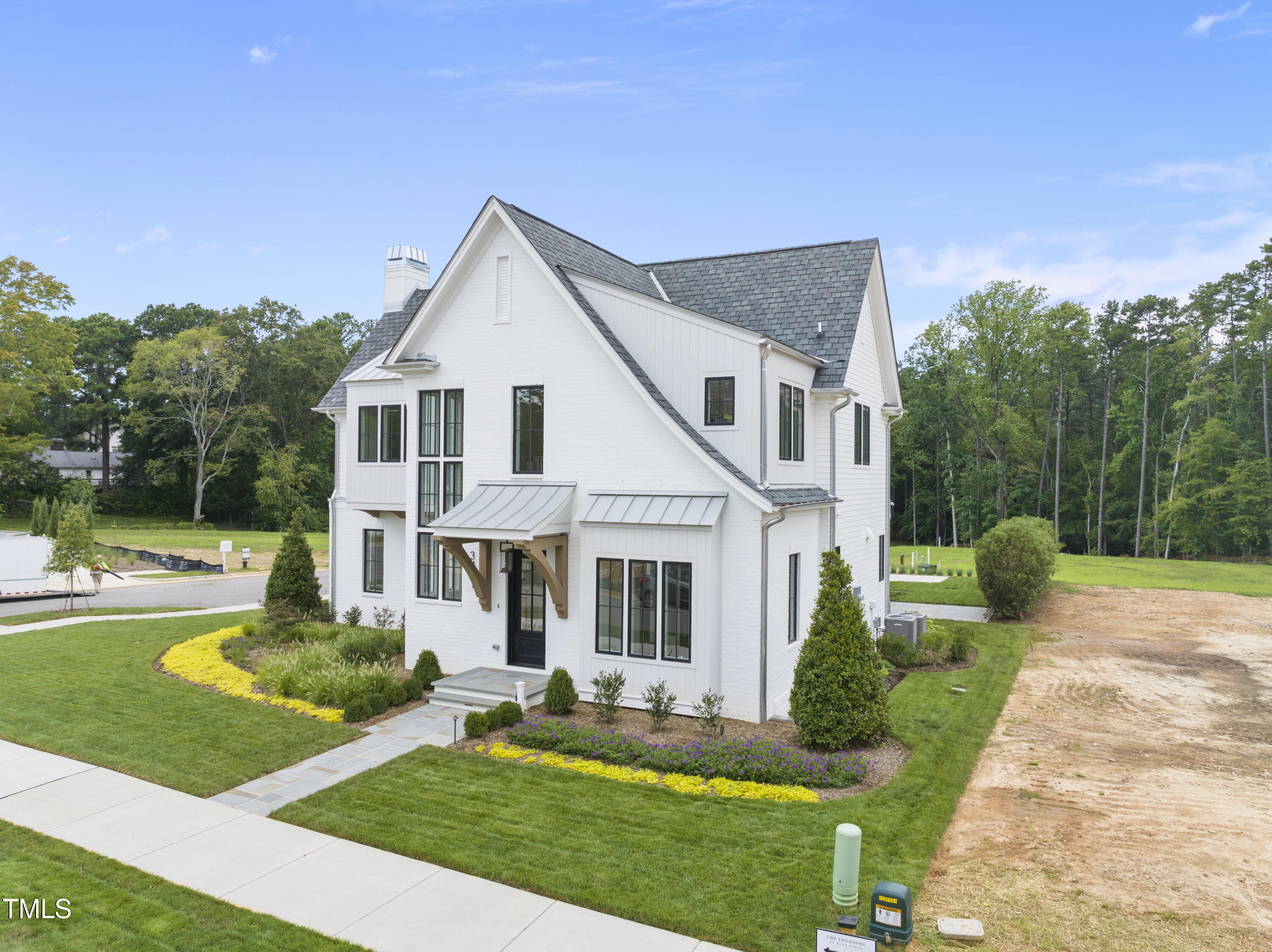 3401 Makers Circle Raleigh, NC 27612 - Photo 11 of 79 DJI_20240723144440_0003_D