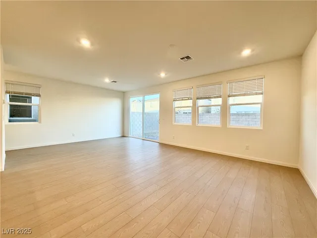 $2,400 | 4188 Texas Lilac Avenue, Las Vegas, NV 89139