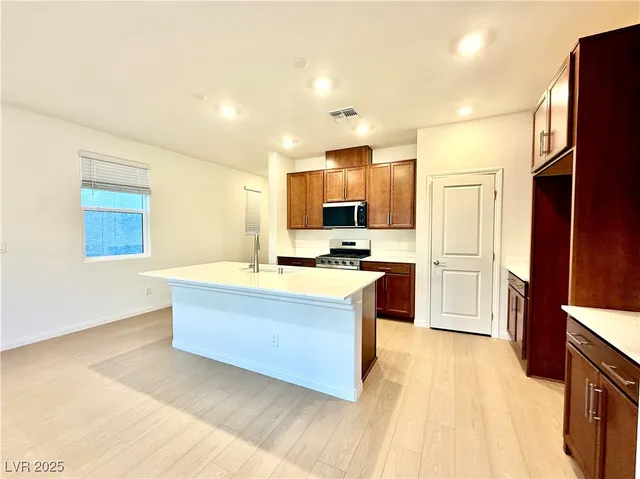 $2,400 | 4188 Texas Lilac Avenue, Las Vegas, NV 89139