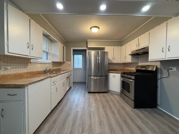 $135,000 | 3924 Sunset Avenue, Markham, IL 60428