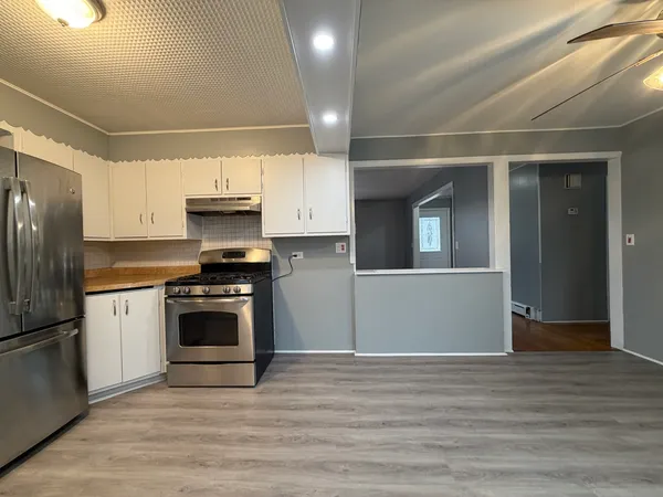 $135,000 | 3924 Sunset Avenue, Markham, IL 60428