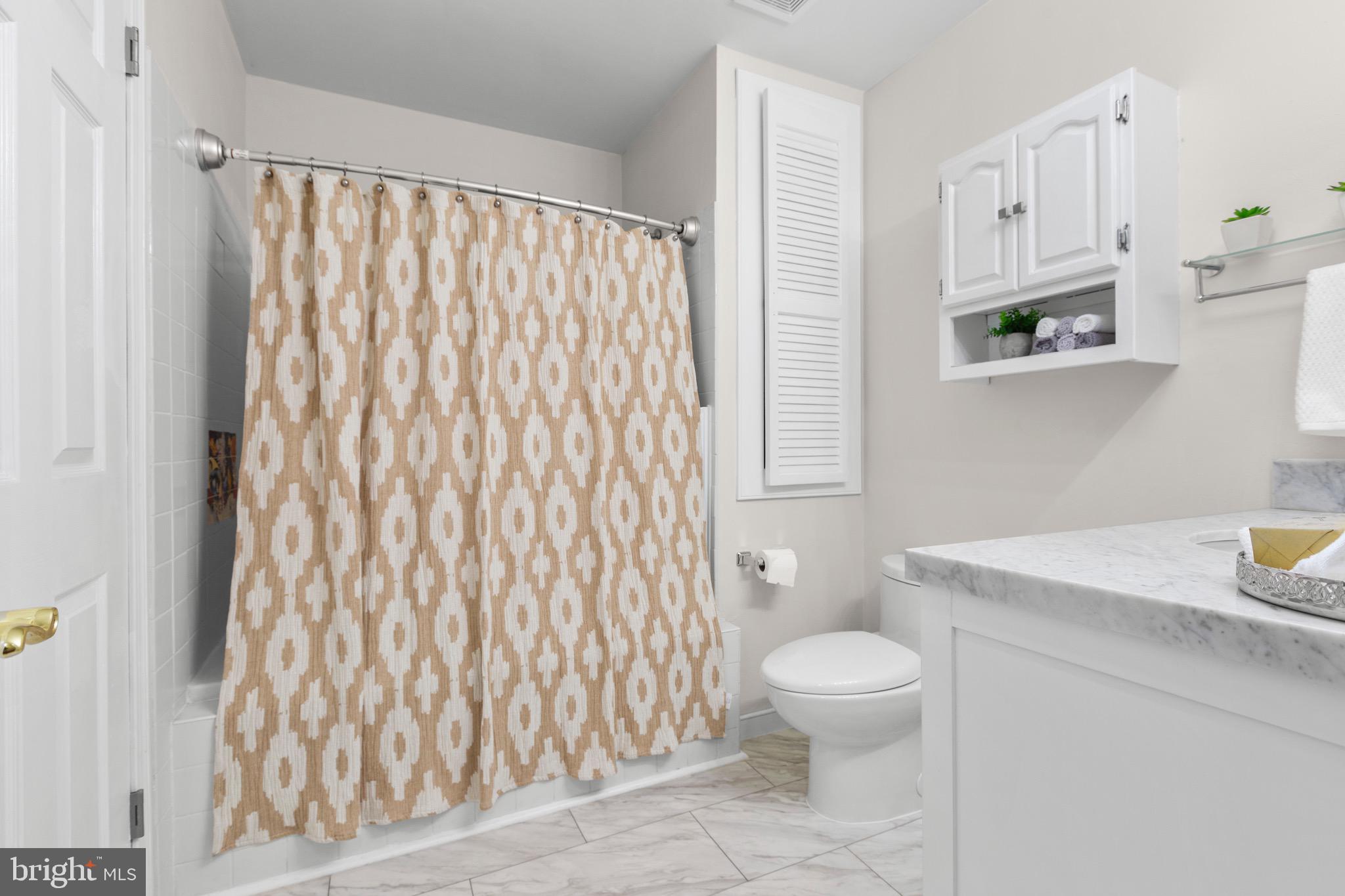 915 Kent Drive Ruther Glen, VA 22546 - Photo 22 of 42 Full Bathroom