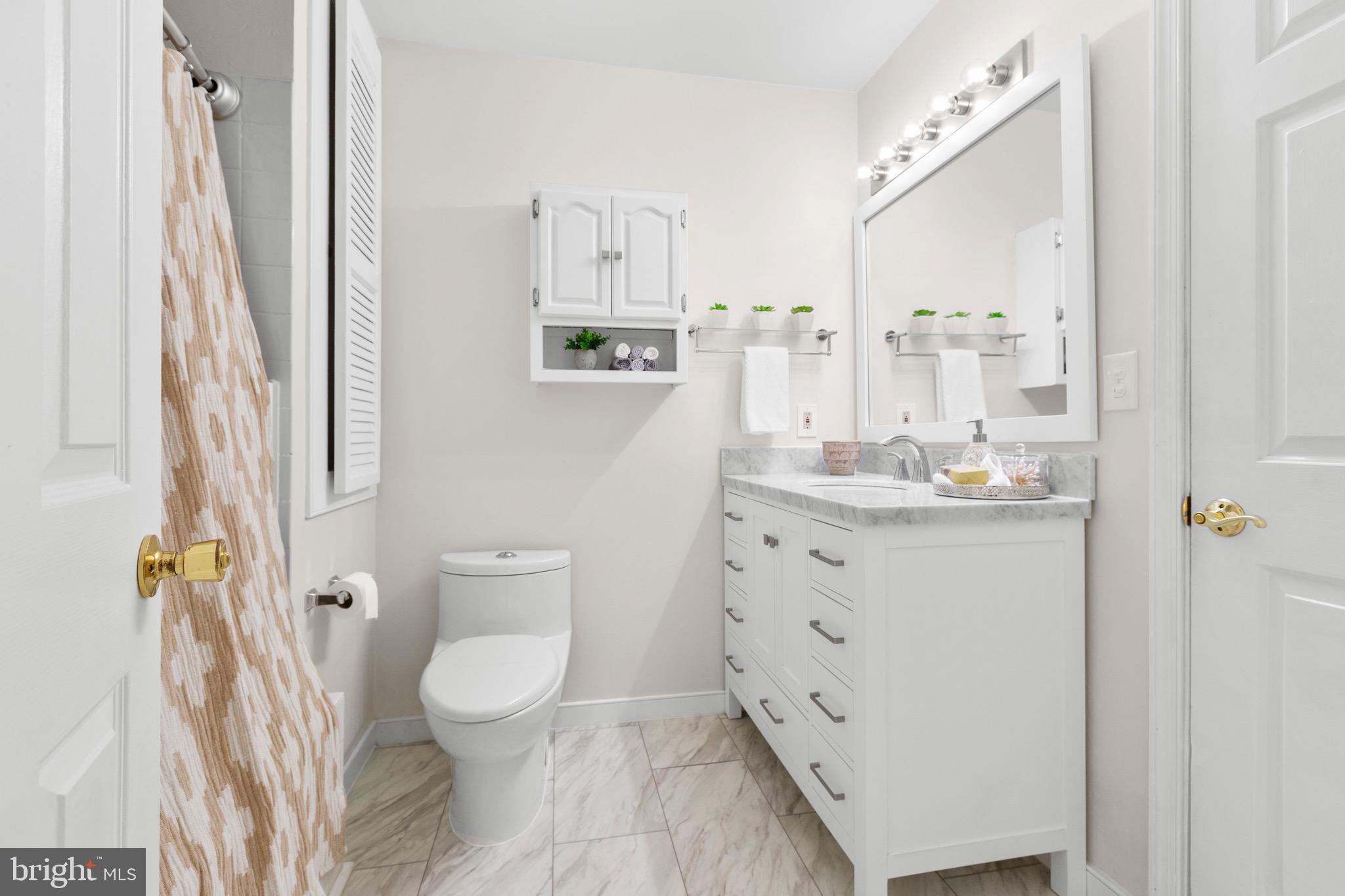 915 Kent Drive Ruther Glen, VA 22546 - Photo 23 of 42 Full Bathroom