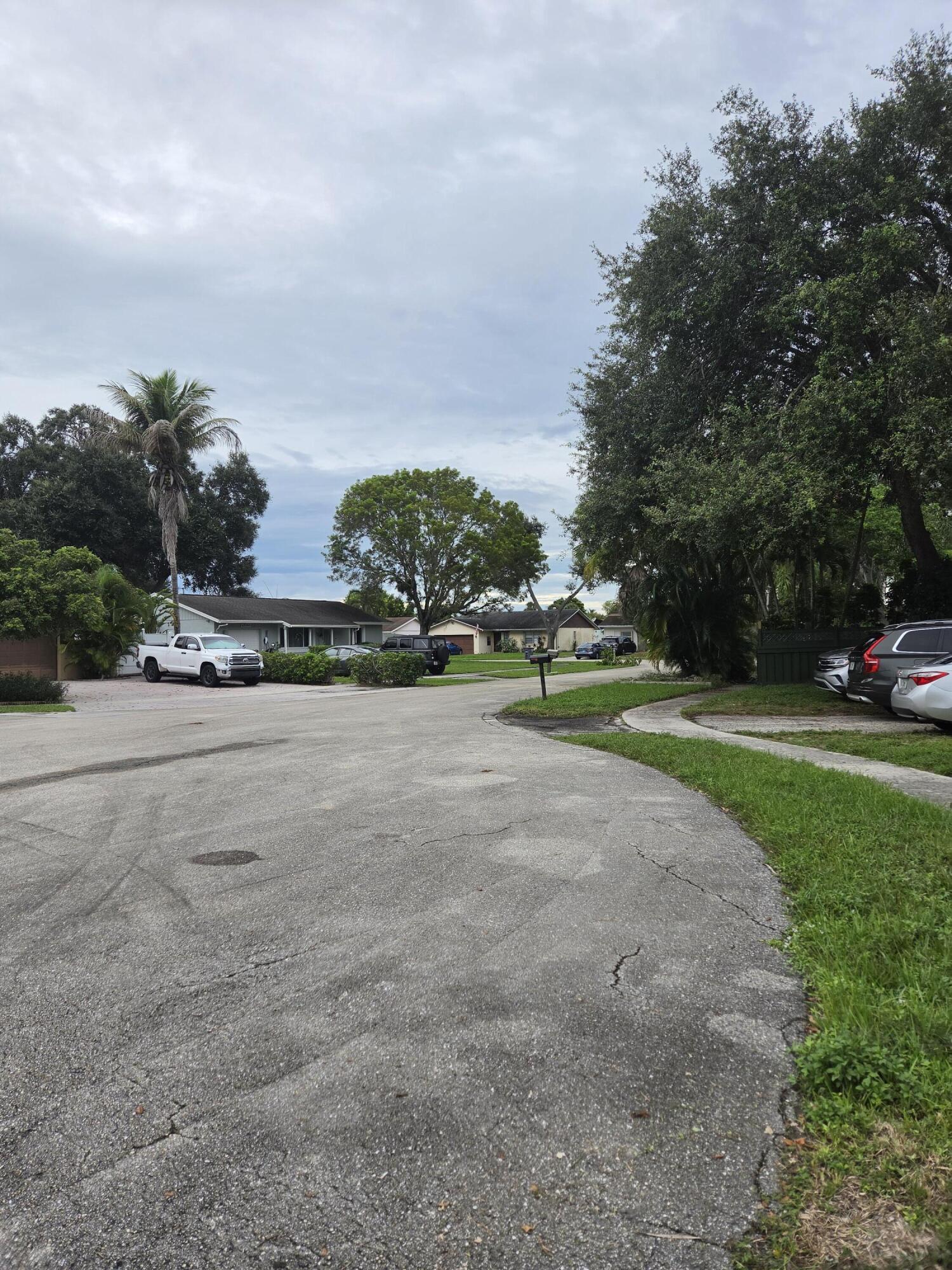 18451 Spanish Isles Place Boca Raton, FL 33496 - Photo 3 of 21 20260929_180543