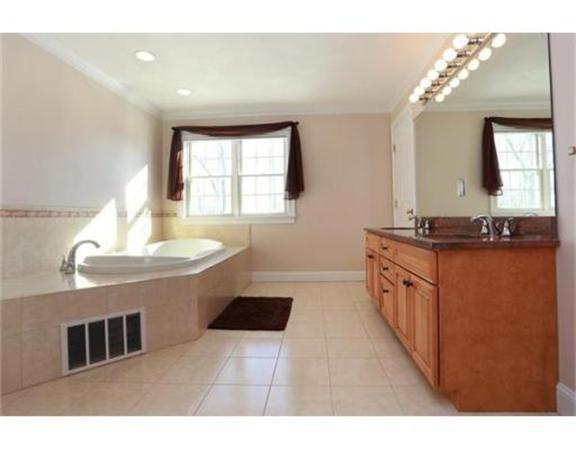 6 Nathan Lane Middleton, MA 01949 - Photo 19 of 27 Gallery Image 19