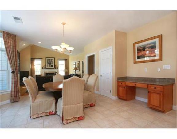 6 Nathan Lane Middleton, MA 01949 - Photo 7 of 27 Gallery Image 7