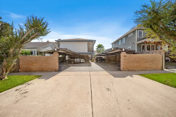 $1,195 | 1016 East 7th Street, Unit 4, Houston, TX 77009