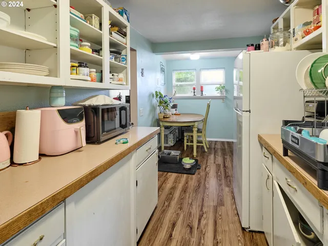 $309,000 | 2453 Simpson Street Southeast, Salem, OR 97301