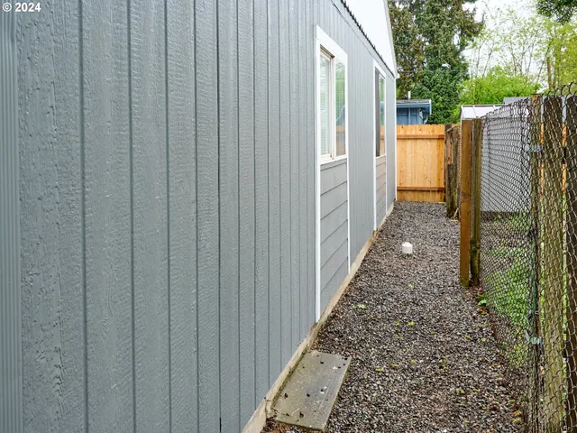 $309,000 | 2453 Simpson Street Southeast, Salem, OR 97301