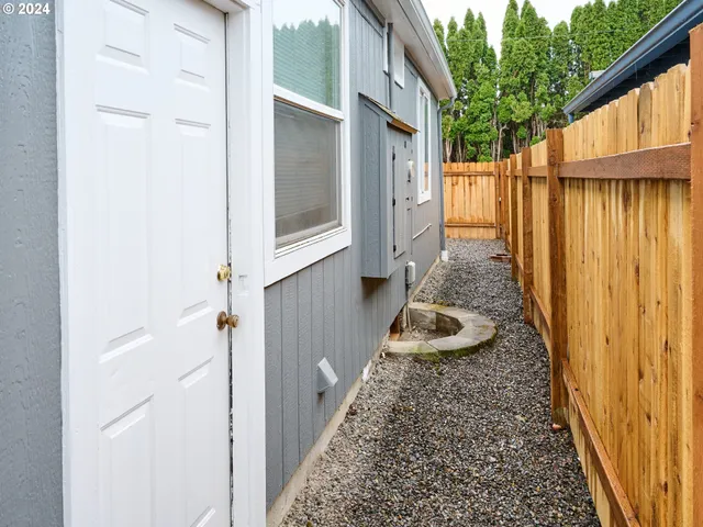 $309,000 | 2453 Simpson Street Southeast, Salem, OR 97301