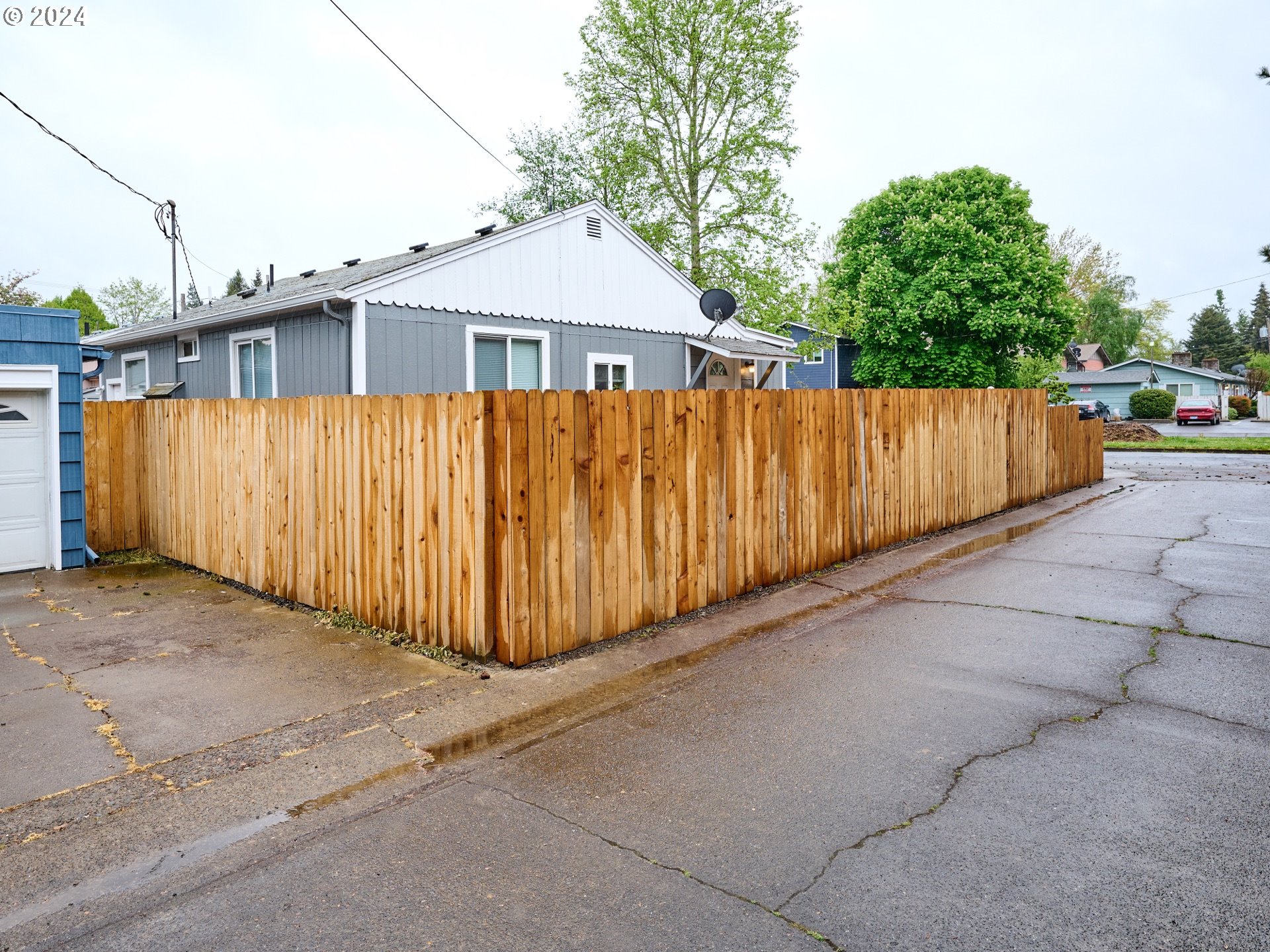 2453 Simpson Street Southeast Salem, OR 97301 - Photo 32 of 36 Yard