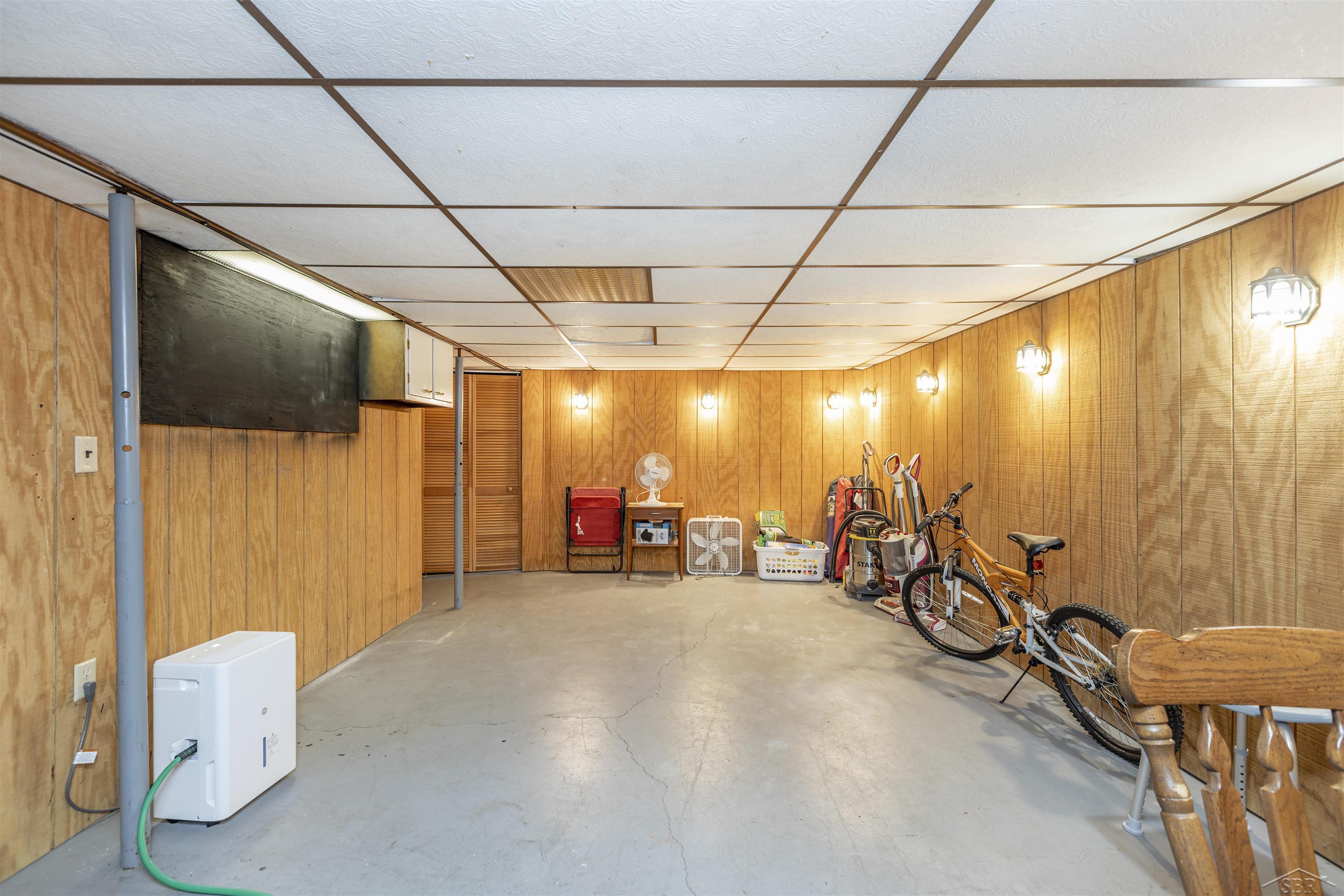 1177 Birch Road Saginaw, MI 48609 - Photo 21 of 38 50121285-20.JPG