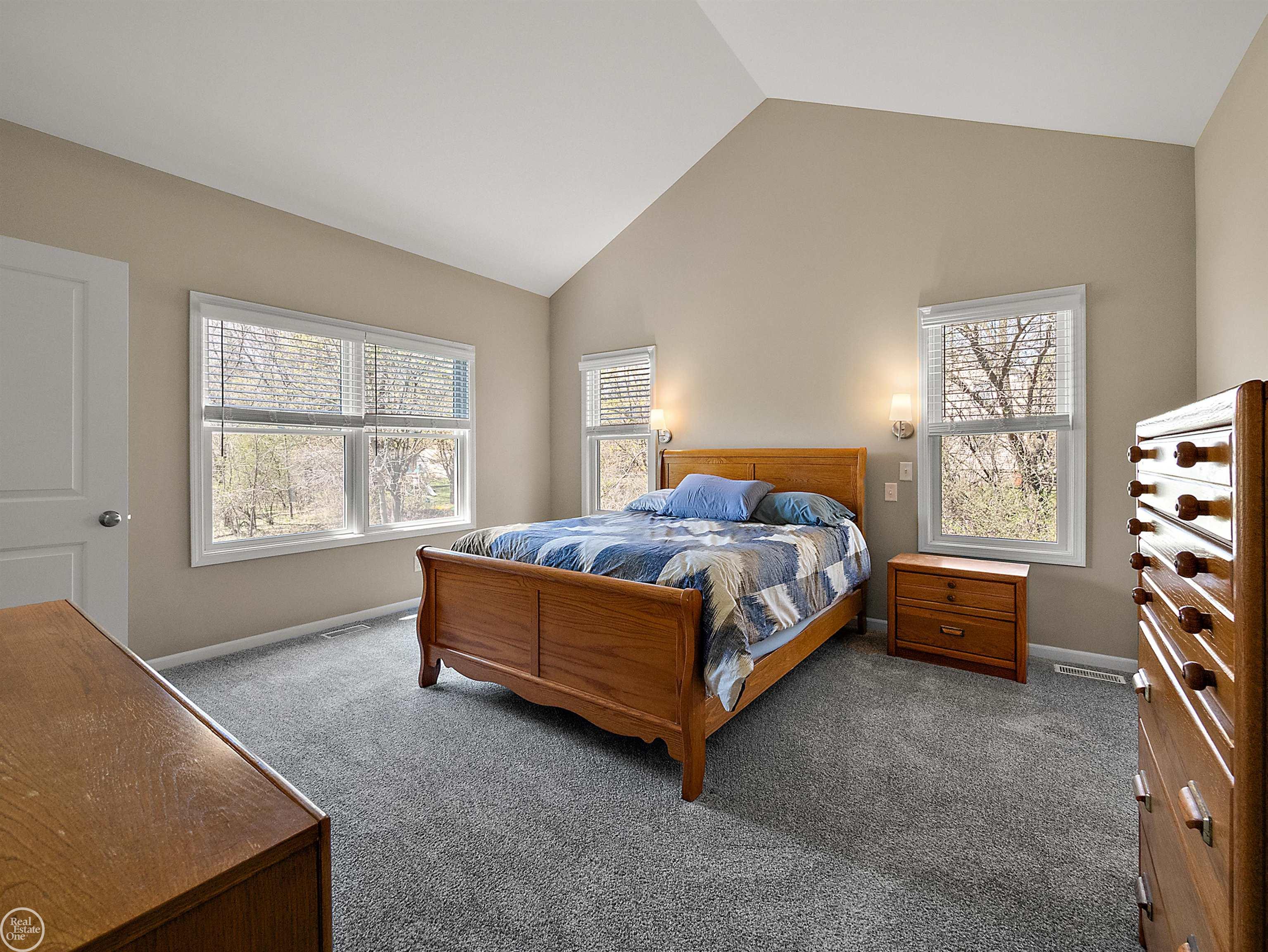 1276 Strieter Road Ann Arbor, MI 48103 - Photo 26 of 82 50172470-f66940a3-b31c-42bd-9a05-a50181d24883.JPG
