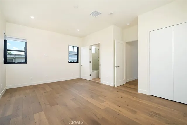 $1,690,000 | 822 South Plymouth Boulevard, Unit 4, Los Angeles, CA 90005