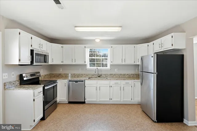 $2,600 | 37127 Butts Lane, Purcellville, VA 20132