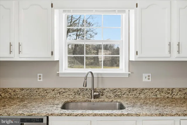 $2,600 | 37127 Butts Lane, Purcellville, VA 20132