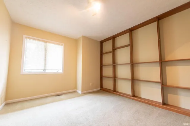 $2,500 | 604 West Soutar Drive, Bloomington, IN 47403