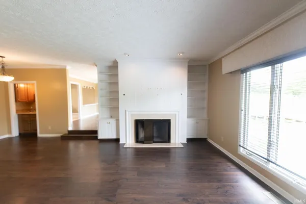 $2,500 | 604 West Soutar Drive, Bloomington, IN 47403