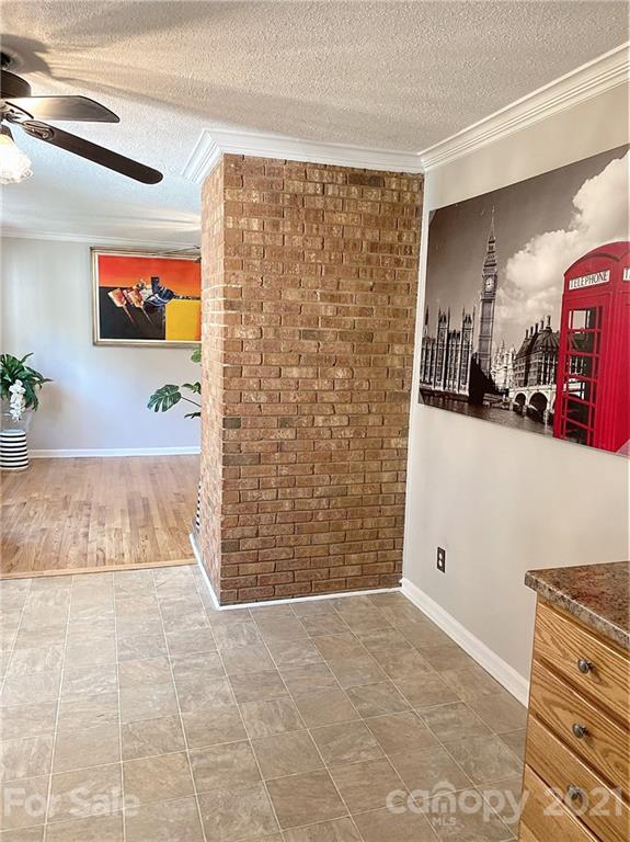 7043 Crossridge Road Charlotte, NC 28214 - Photo 8 of 20 Gallery Image 8
