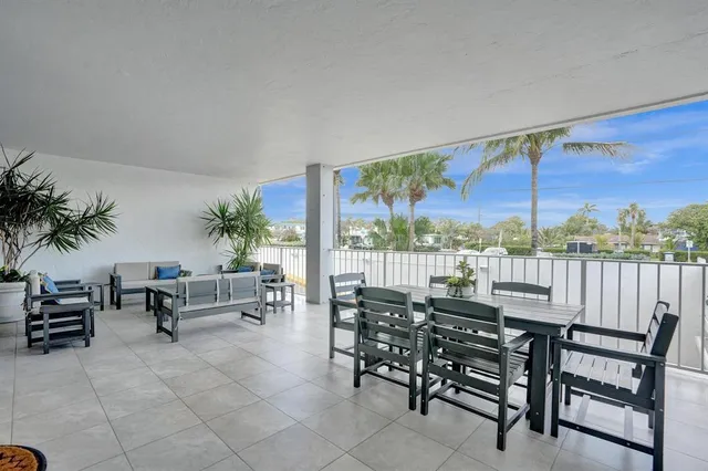 $689,000 | 800 Southeast 20th Avenue, Unit 915, Deerfield Beach, FL 33441