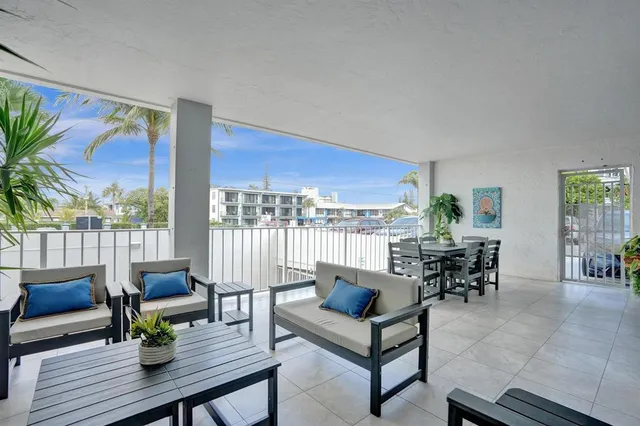$689,000 | 800 Southeast 20th Avenue, Unit 915, Deerfield Beach, FL 33441