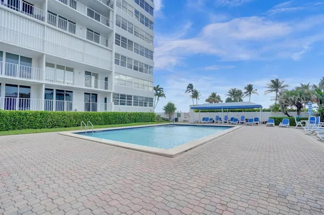 $689,000 | 800 Southeast 20th Avenue, Unit 915, Deerfield Beach, FL 33441