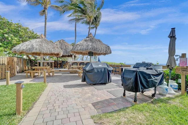 $689,000 | 800 Southeast 20th Avenue, Unit 915, Deerfield Beach, FL 33441