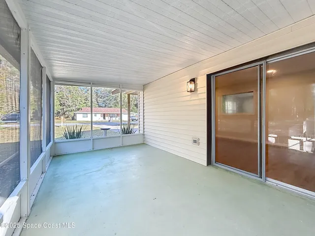 $295,000 | 2450 Northeast 40th Street, Ocala, FL 34479