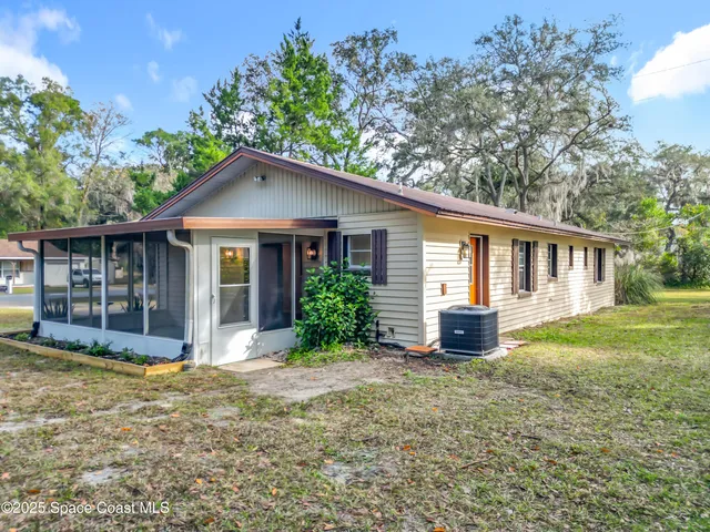$295,000 | 2450 Northeast 40th Street, Ocala, FL 34479