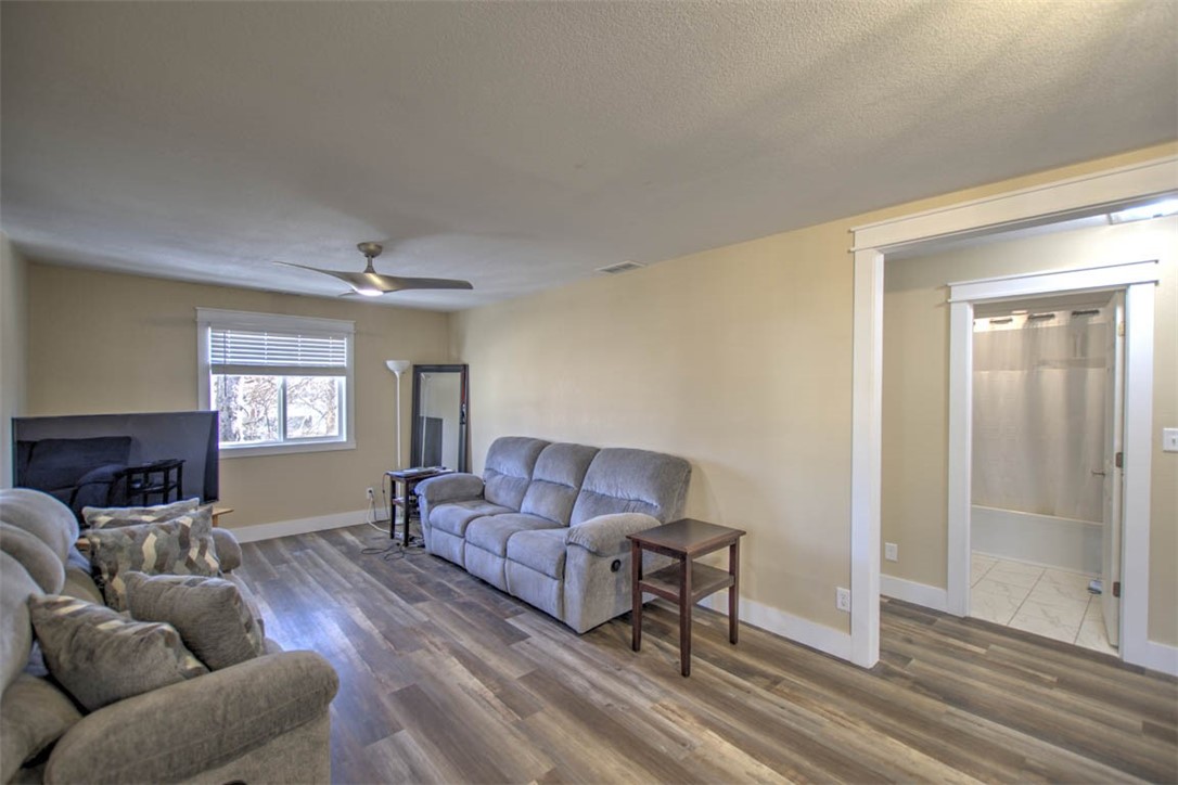 4345 Oak Drive Decatur, IL 62526 - Photo 6 of 27 Gallery Image 6