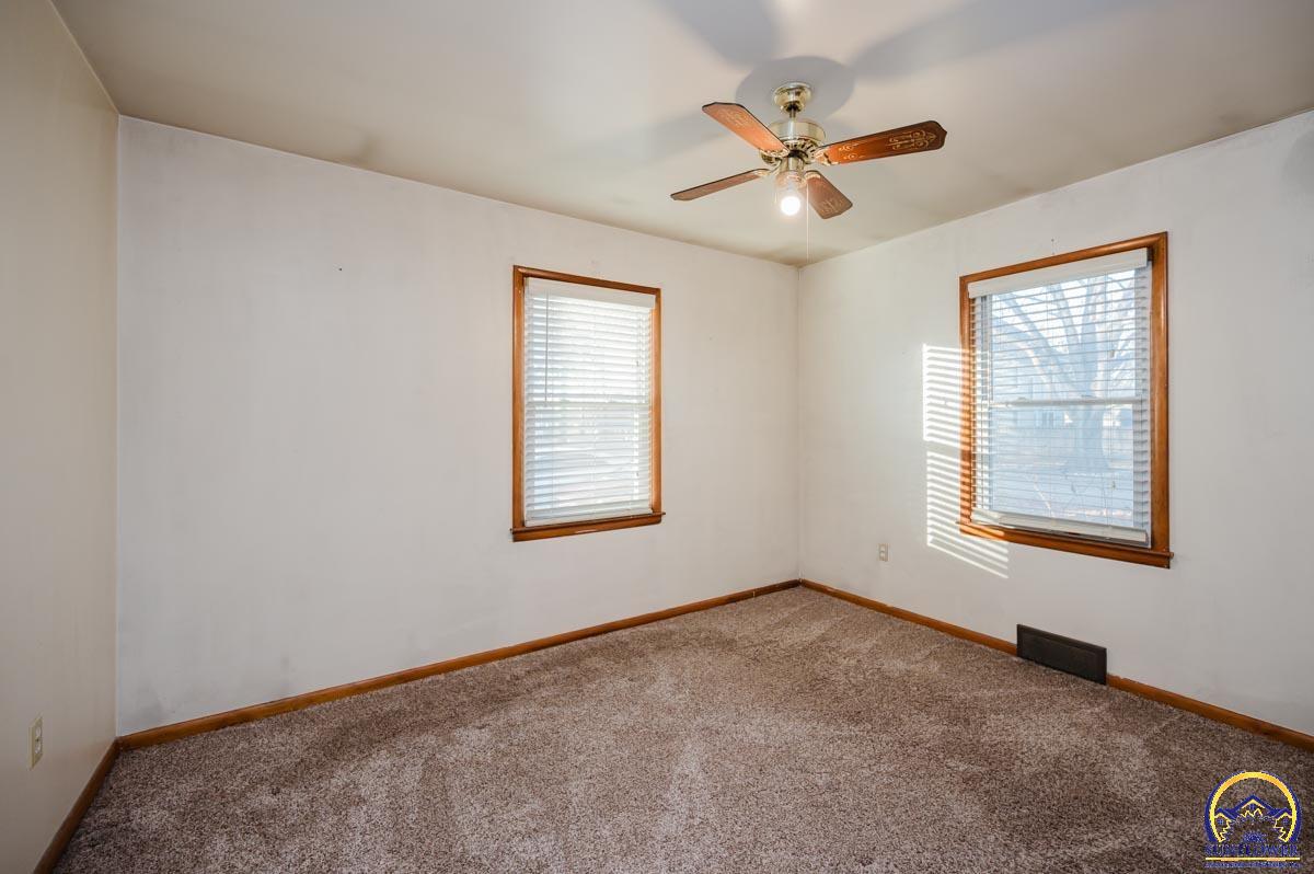 604 Maple Street Wamego, KS 66547 - Photo 16 of 36