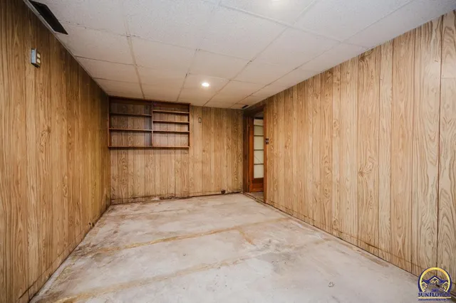 $185,000 | 604 Maple Street, Wamego, KS 66547