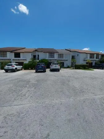 $2,800 | 1494 White Pine Drive, Wellington, FL 33414