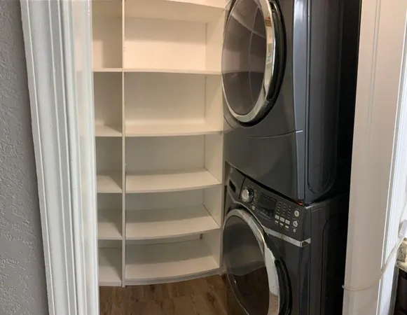 $2,800 | 1494 White Pine Drive, Wellington, FL 33414