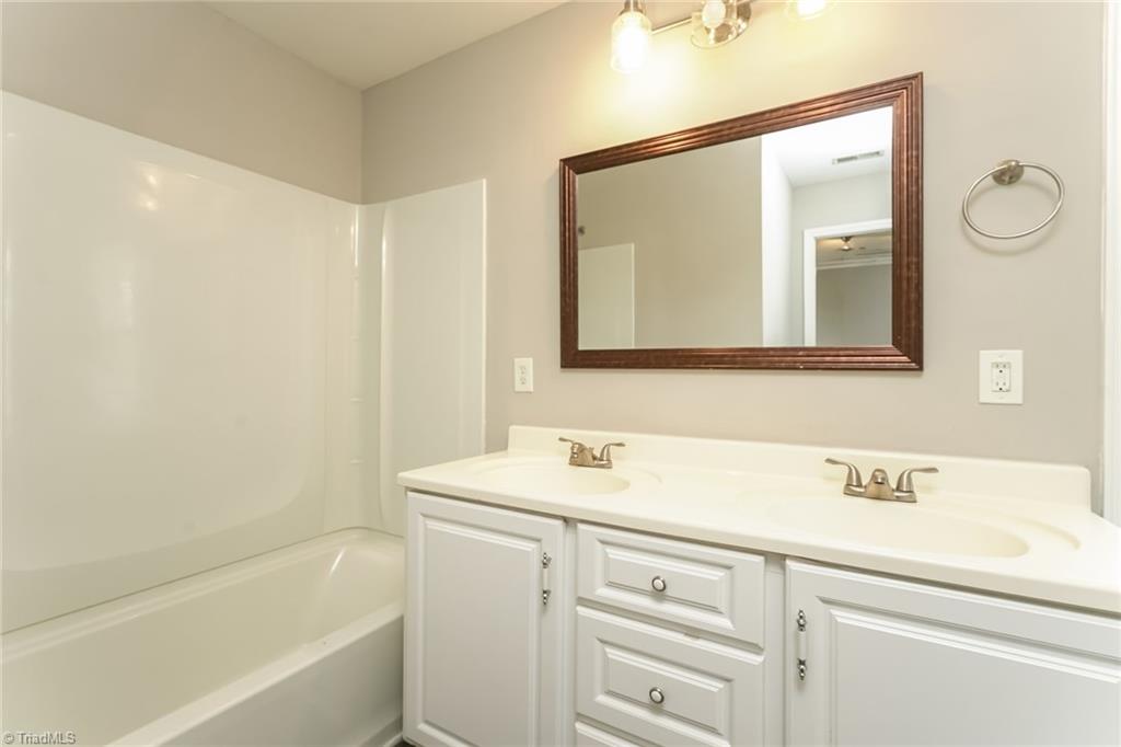 4875 Lance Ridge Lane Winston-Salem, NC 27127 - Photo 11 of 22