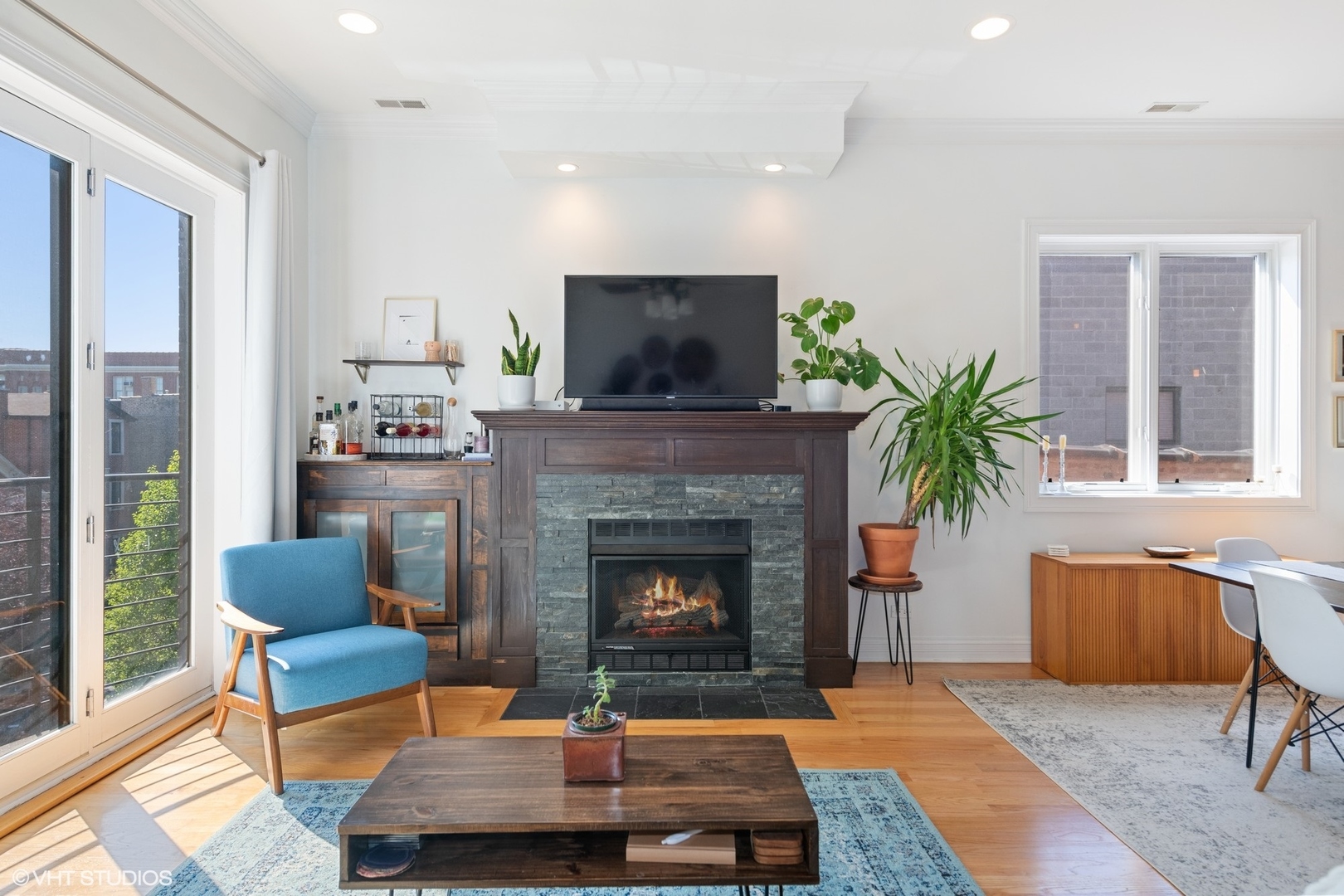 2642 West Cortez Street, Unit 3 Chicago, IL 60622 - Photo 4 of 19 a living room with furniture and a fireplace