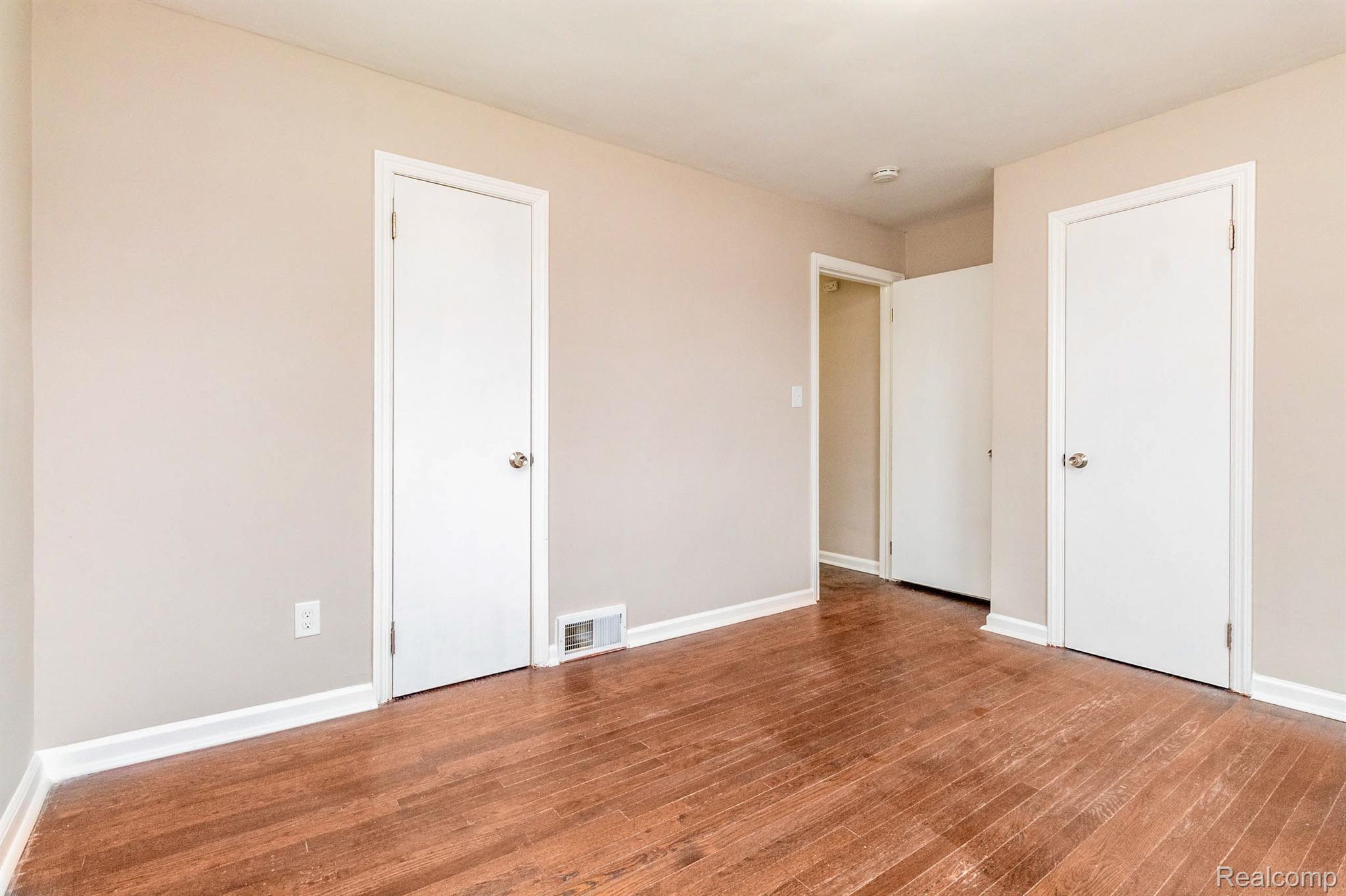 13014 Toepfer Road Warren, MI 48089 - Photo 17 of 36 Gallery Image 17