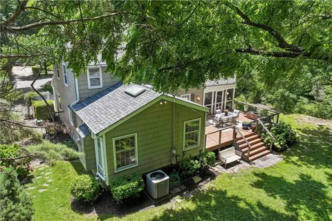 $689,900 | 2004 West 50th Street, Westwood Hills, KS 66205