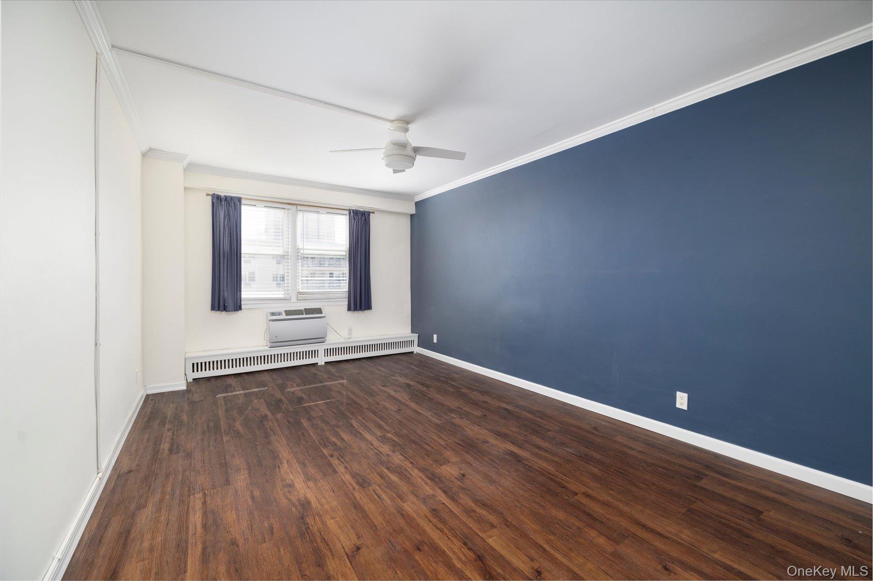 430 Shore Road, Unit 8H Long Beach, NY 11561 - Photo 17 of 43 main bedroom with walk in closet