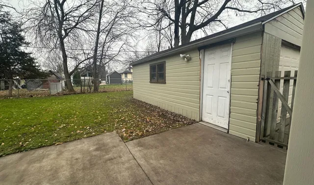 $185,000 | 1206 3rd Street Northeast, Rochester, MN 55906