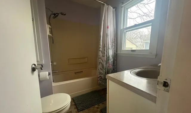 $185,000 | 1206 3rd Street Northeast, Rochester, MN 55906