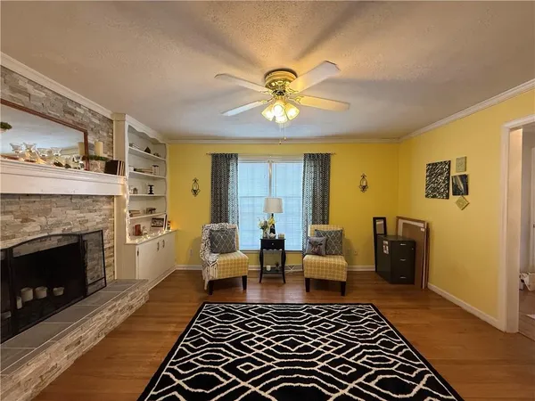 $339,000 | 700 East Clark Street, Warrensburg, MO 64093