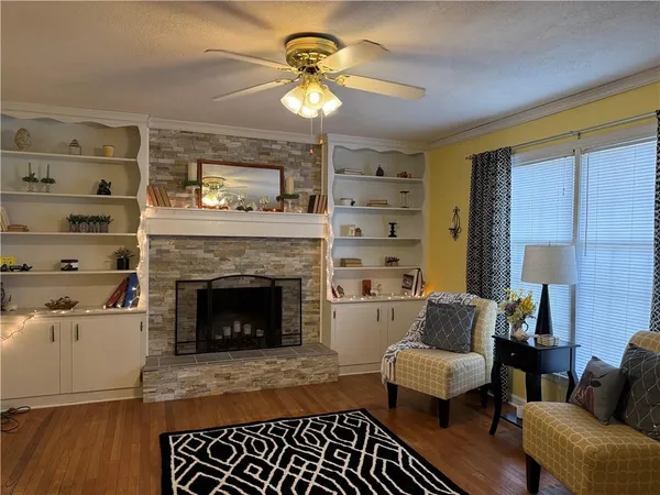 $339,000 | 700 East Clark Street, Warrensburg, MO 64093