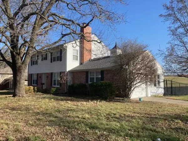 $339,000 | 700 East Clark Street, Warrensburg, MO 64093