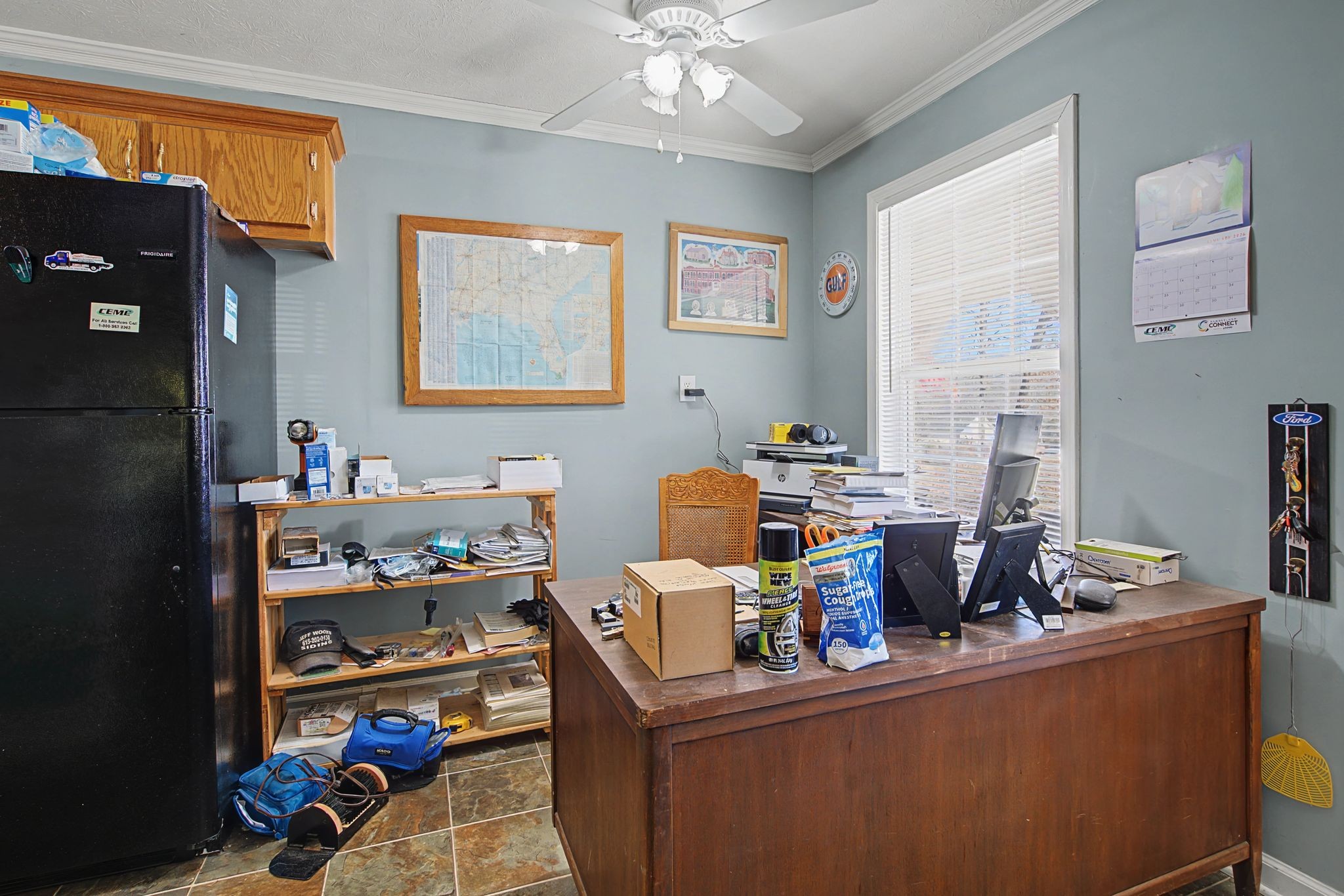 1075 Coker Ford Road Portland, TN 37148 - Photo 8 of 35 a work room with furniture and a window