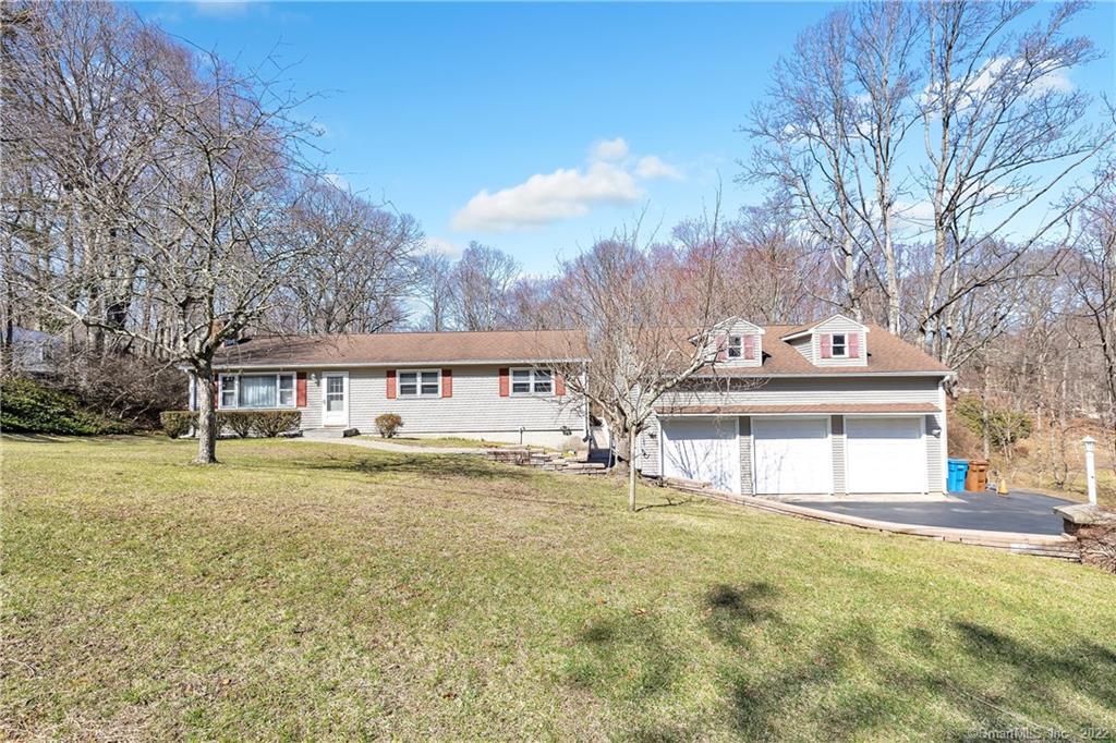 24 Hunters Ridge Road Shelton, CT 06484 - Photo 1 of 1