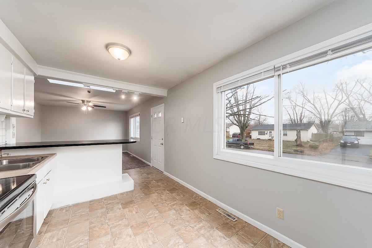 3841 Evanston Road Columbus, OH 43232 - Photo 13 of 29 Gallery Image 13