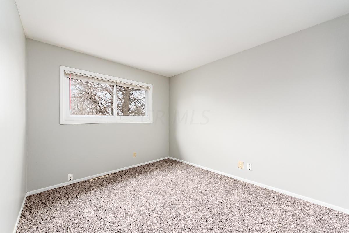 3841 Evanston Road Columbus, OH 43232 - Photo 16 of 29 Gallery Image 16