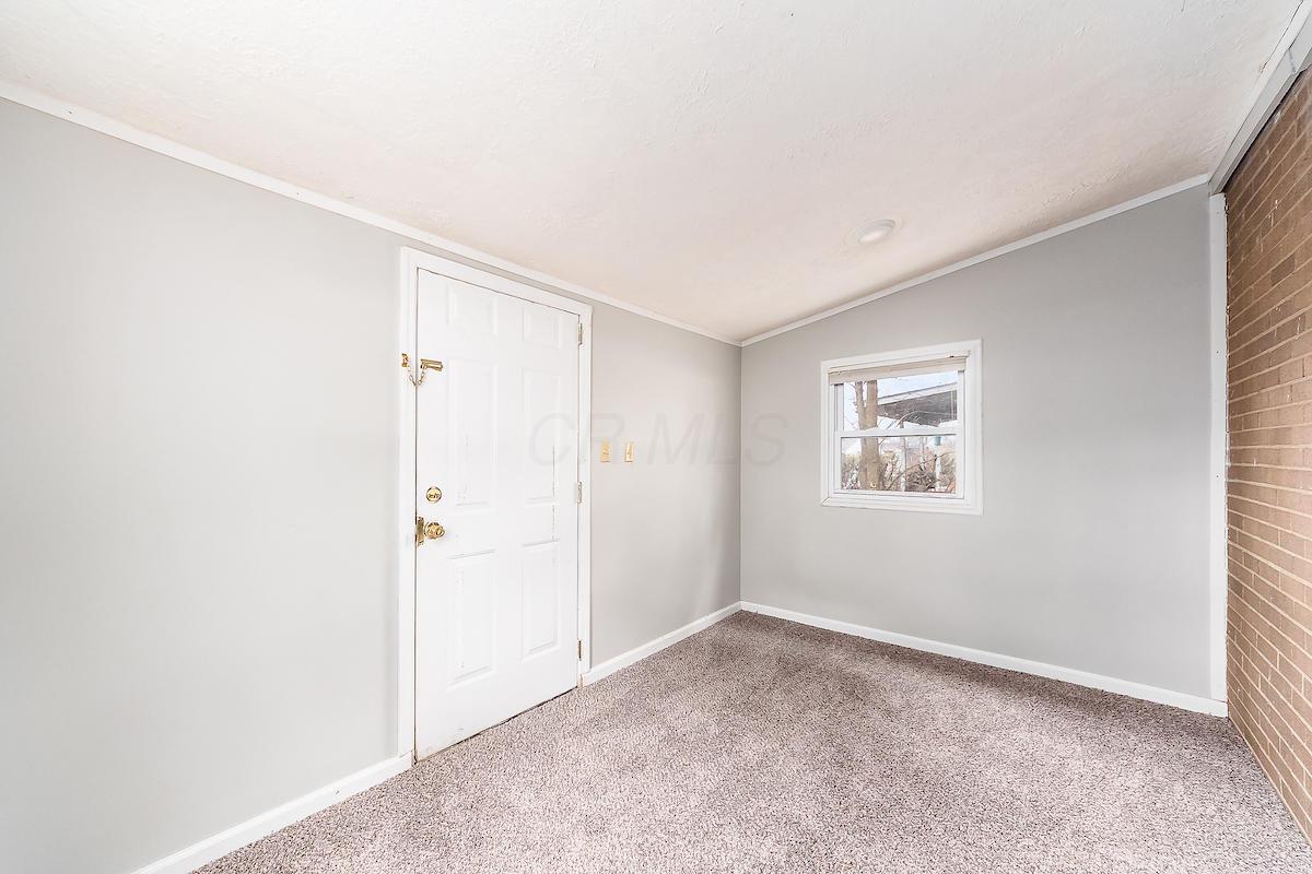 3841 Evanston Road Columbus, OH 43232 - Photo 21 of 29 Gallery Image 21